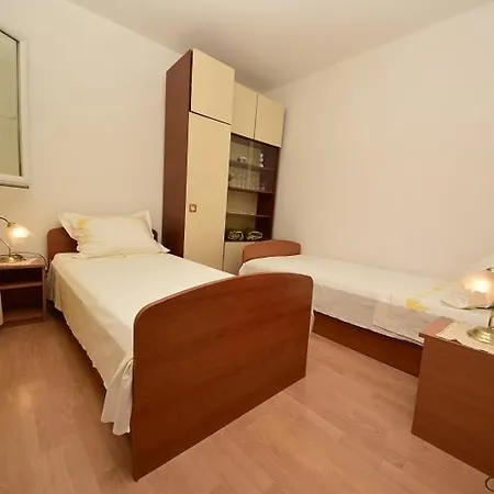 Apartament Zora