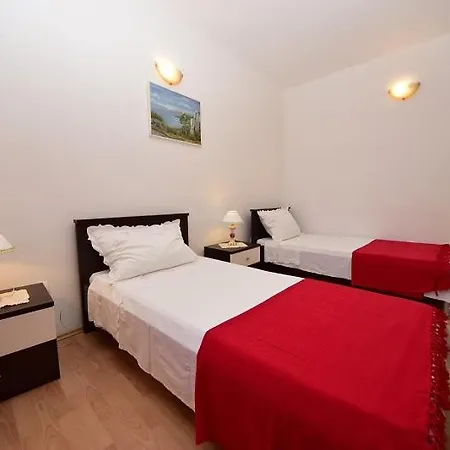 Apartament Zora Seget Vranjica