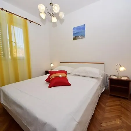 Zora Apartament Seget Vranjica